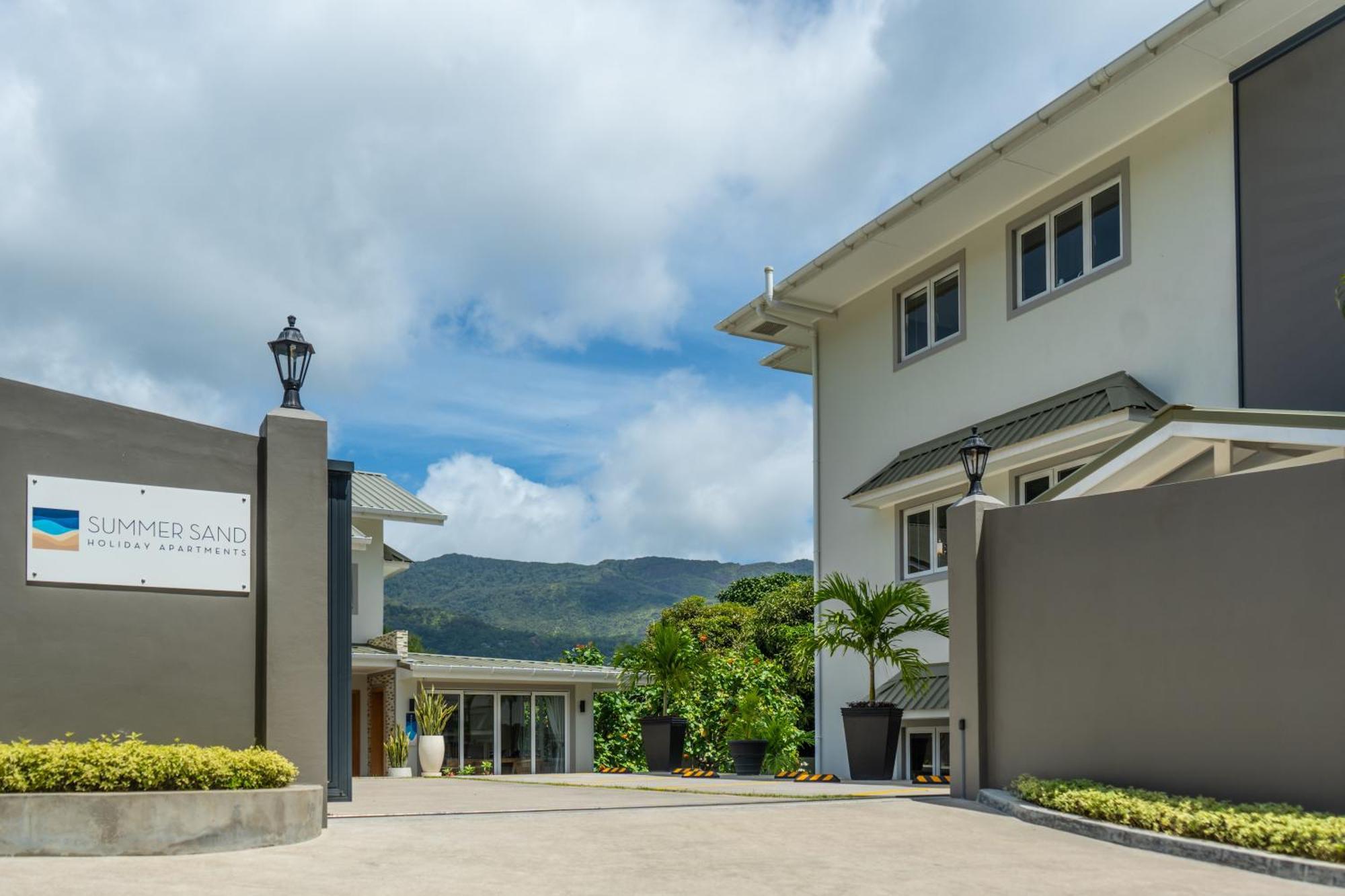 Summer Sand Holiday Apartments Beau Vallon  Exterior foto